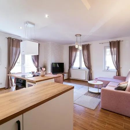 Laguna 22 Leśna * Polanica-Zdrój